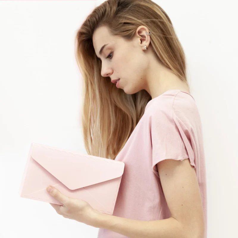 Cartera Envelope con logo para Empresas | Tarjeteros y Billeteras | Regalos Corporativos ChilePromo | G229-01