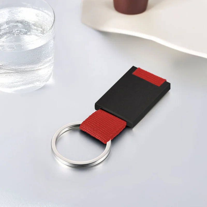 Llavero Sport Day con logo corporativo personalizado - Regalos Día del Trabajador 2026 - Venta Mayorista de Llaveros Personaliza