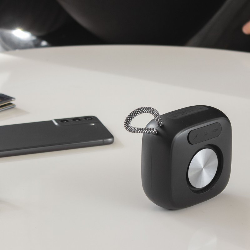 Parlante Bluetooth Bit - 5W Radio FM con logo personalizado - Regalos día del Padre | Exponor - Venta Mayorista de Audio y Video