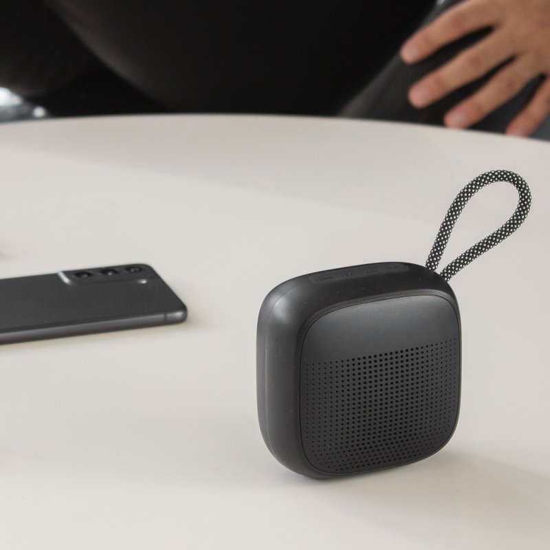Parlante Bluetooth Bit - 5W Radio FM con logo personalizado - Regalos día del Padre | Exponor - Venta Mayorista de Audio y Video