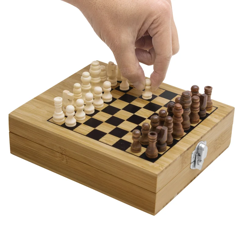 Set de Juegos Pokada - Ajedrez, Póker y Dados con logo personalizado - Regalos día del Padre | Exponor - Venta Mayorista de Hoga